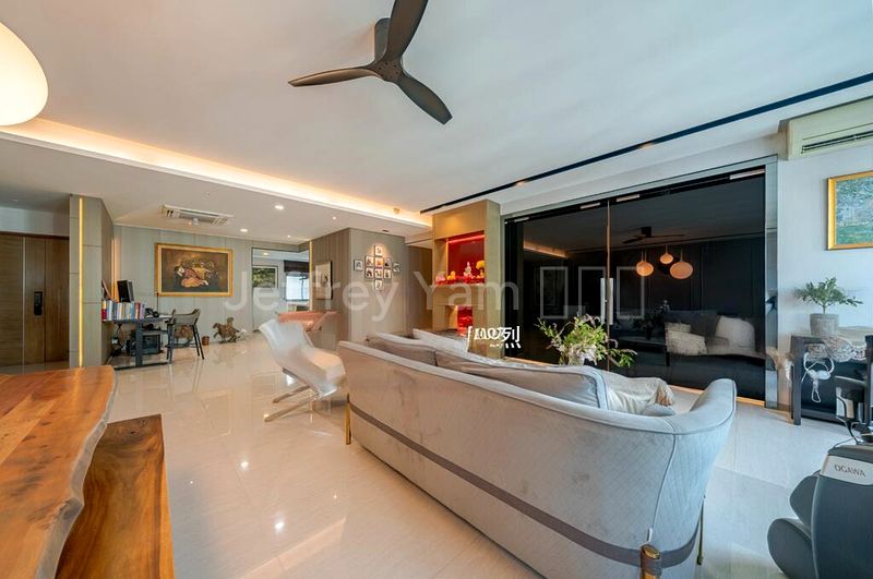 4 Bed Condo for Sale in  Mirage Tower - Image 5